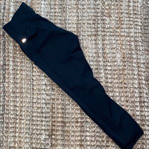 Fabletics black ankle athletic legging
